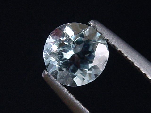 Aquamarine 0,75 Ct. round Brazil