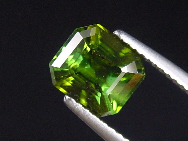 Verdelith / grüner Turmalin 2,78 Ct. Oktagon 7,5 x 7 mm Brasilien