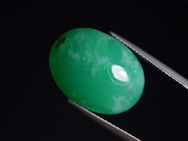 Chrysopras 17,26 Ct. Oval Cabochon Brasilien