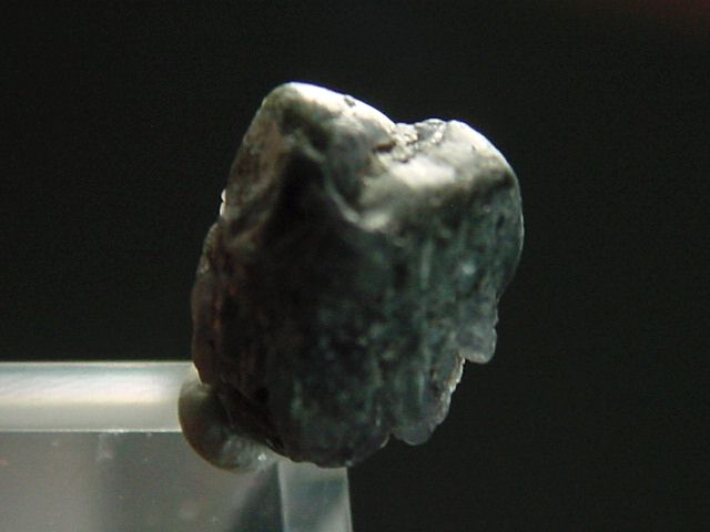 Alexandrite crystal 9 mm colorchange Tanzania