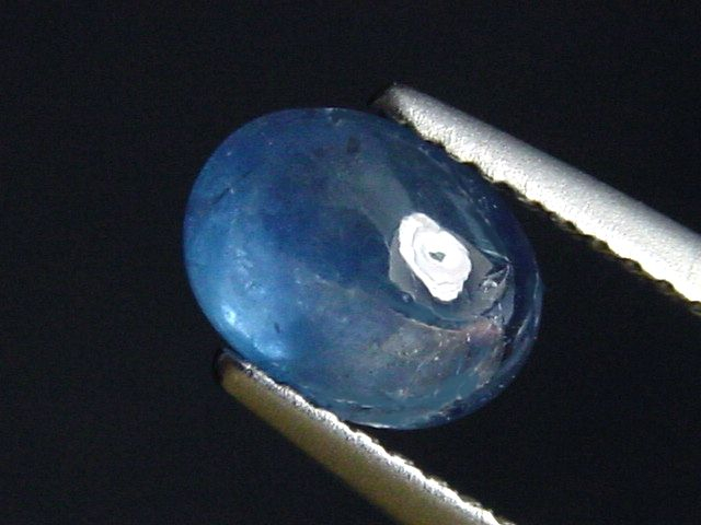 Blauer Saphir 1,64 Ct. Oval Cabochon 7,5 x 5,5 mm Sri Lanka