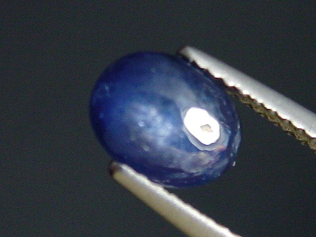 Blauer Saphir 1,57 Ct. Oval Cabochon 8 x 6 mm Sri Lanka