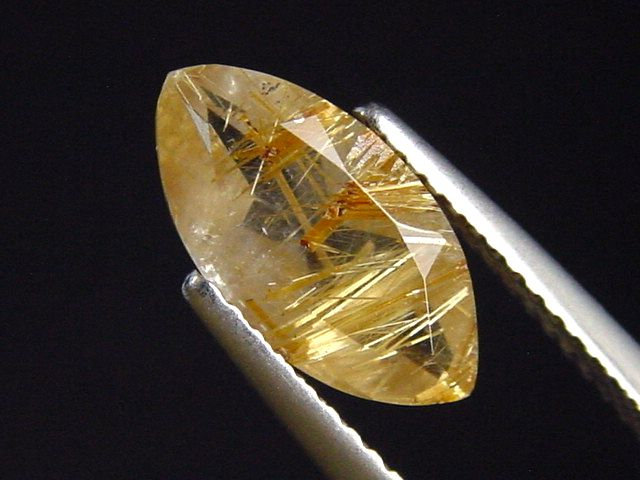 Rutile Quartz 1,59 Ct. faceted Brazil