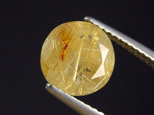 Rutile Quartz 2,45 Ct. faceted Brazil