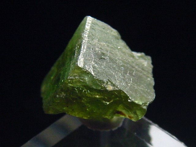 Zoisit / grüner Tansanit Kristall 9,5 mm - Merelani, Tansania
