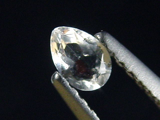 Analcime 0,13 Ct. 4,5 mm pear faceted - Victoria, Australia