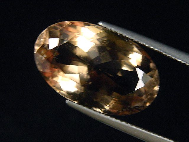 Smokey Quartz 16,47 Ct. precision cut - Galenstock, Switzerland