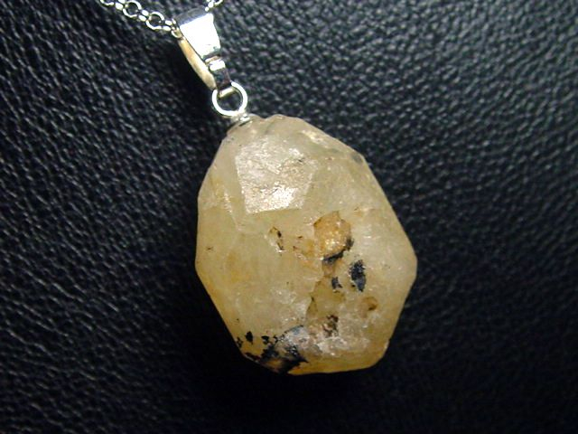 Phenakite crystal pendant 22 mm 925 silver - Piracicaba, Minas Gerais, Brazil