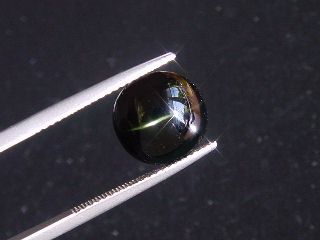 Enstatit Katzenauge 7,50 Ct. - rund Cabochon - Sri Lanka