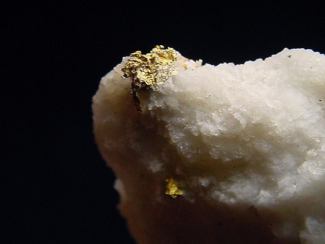 Gold crystalline in Quartz specimen 33 mm - Brusson, Val d'Aosta, Italy