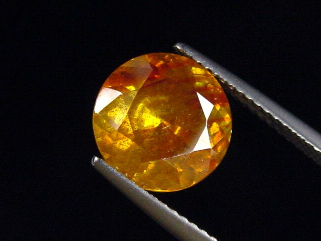 Sphalerite 4,57 Ct. round - Picos de Europa, Spain