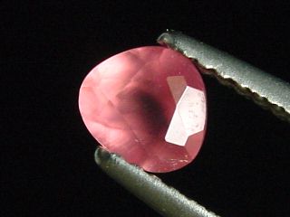 Rhodochrosit 0,57 Ct. Tropfen facettiert - Argentinien