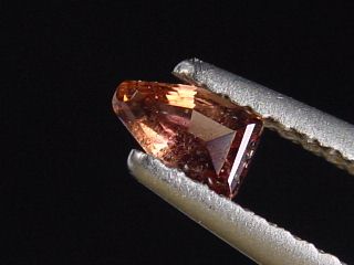 Axinite 0,23 Ct. faceted trillion - Mexico
