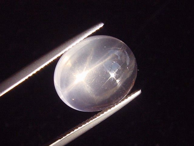 Star Rose Quartz 12,47 Ct. cabochon cut