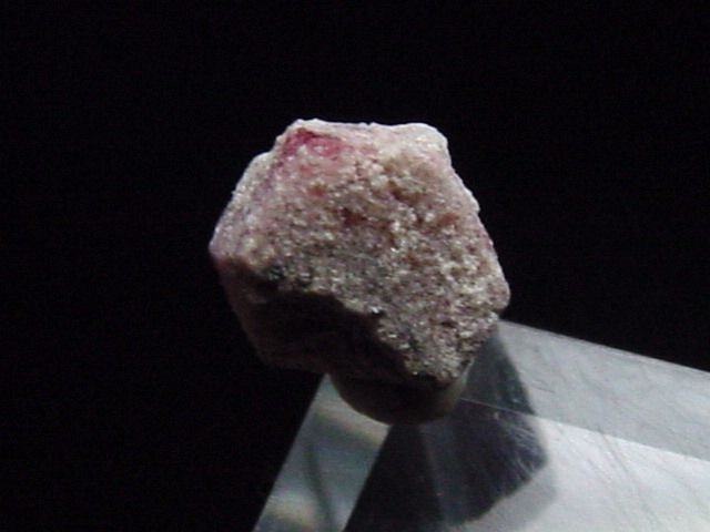 Bixbit / roter Beryll 5 mm Kristall - Topaz mtn., Utah, USA