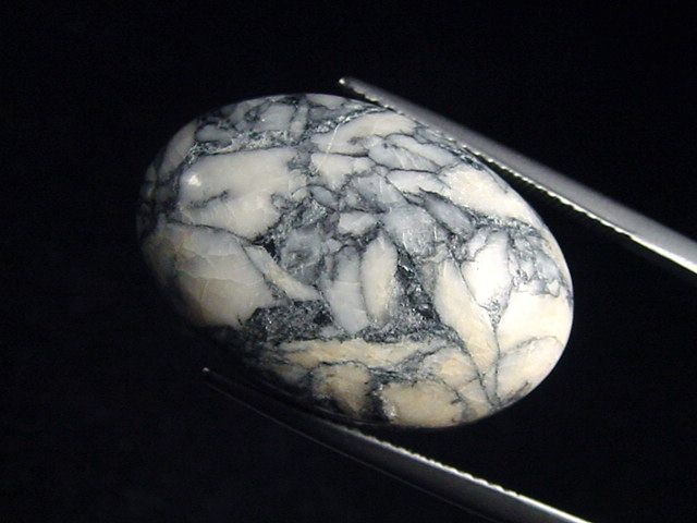 Magnesite 26,10 Ct. cabochon cut - Hohentauern, Austria