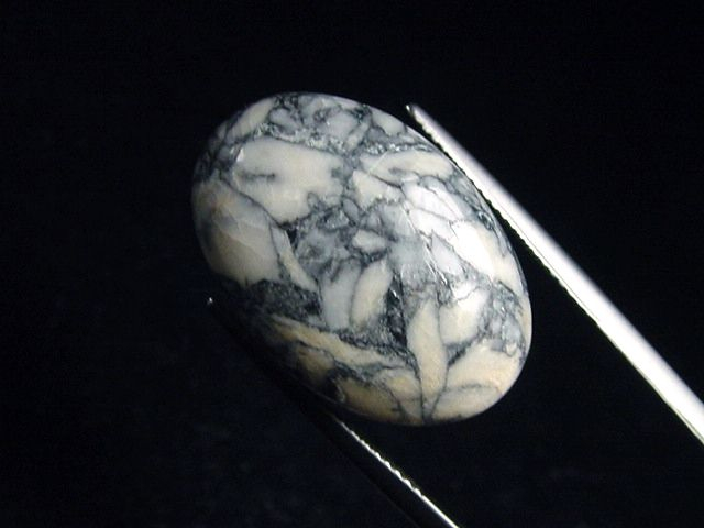 Magnesite 26,10 Ct. cabochon cut - Hohentauern, Austria