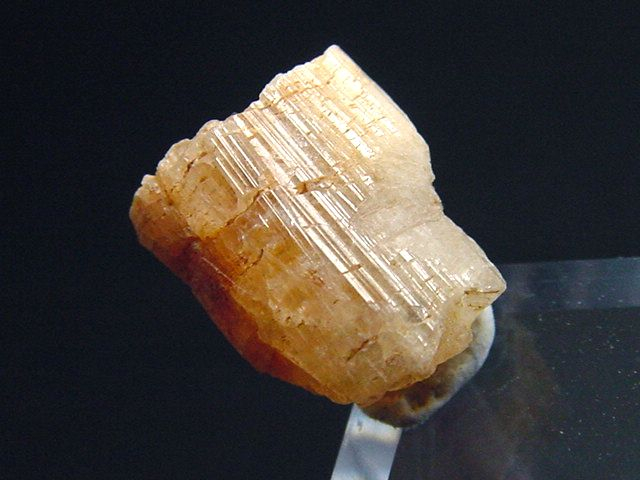 Phenakite crystal 11 mm - Piracicaba, Minas Gerais, Brazil