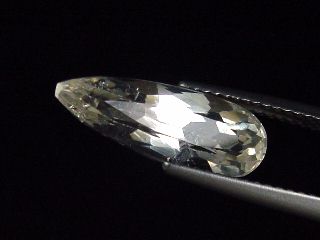 Hiddenite 4,54 Ct. pear cut Pakistan
