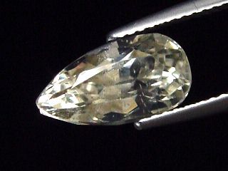 Hiddenite 3,82 Ct. pear cut Pakistan