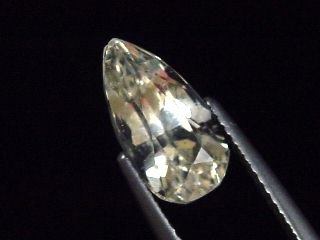 Hiddenite 3,82 Ct. pear cut Pakistan