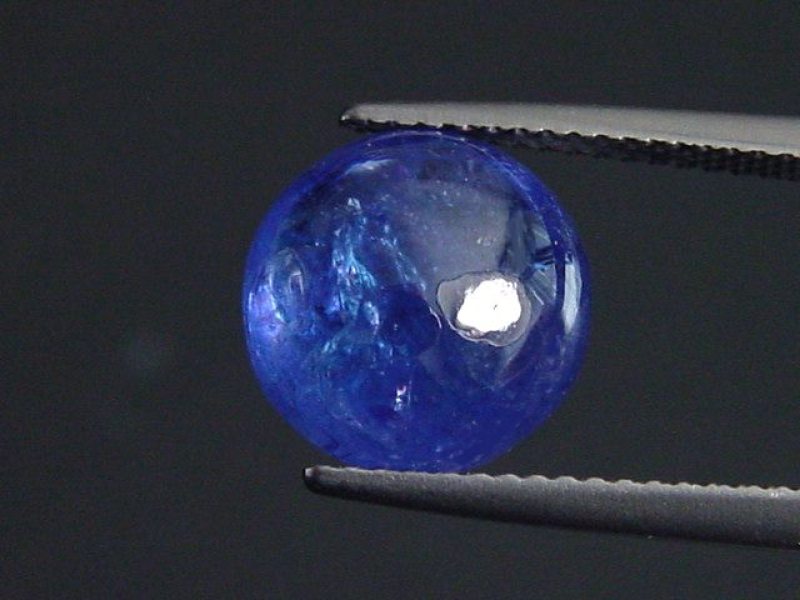 Tansanit 6,59 Ct. Spitzenfarbe 10 mm Rund Cabochon