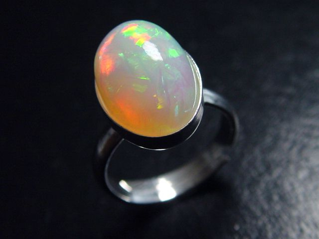 Opal Ring 4,62 Ct. ovaler Cabochon 925 massiv Silber - Größe offen anpassbar