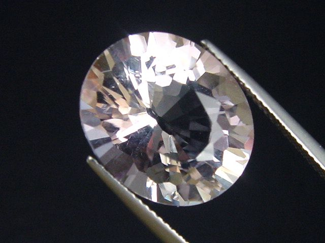 Amethyst Quartz 13,52 Ct. oval Brazil
