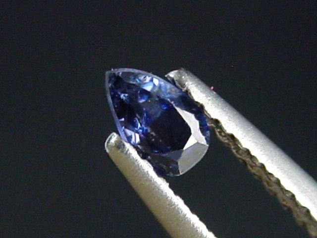 Benitoite 0,21 Ct. pear faceted - San Benito Co., California, USA