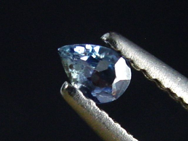 Benitoite 0,12 Ct. pear faceted - San Benito Co., California, USA