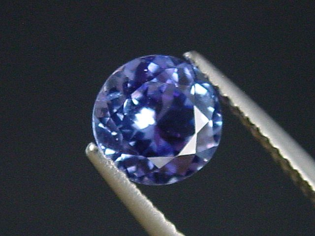 Tansanit 1,32 Ct. Rund 7 mm - feinstes Blauviolett