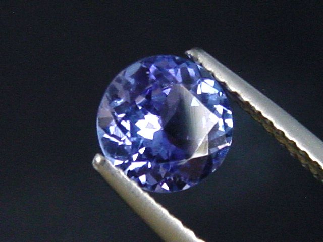 Tansanit 1,32 Ct. Rund 7 mm - feinstes Blauviolett
