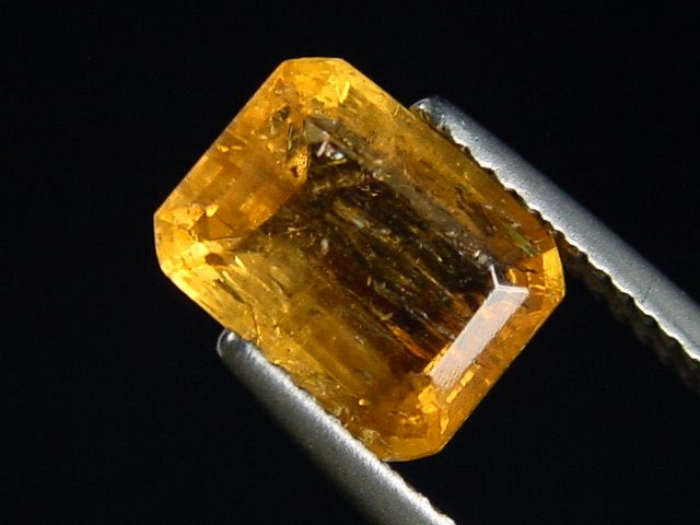 Imperialtopas / Imperial Topas 2,94 Ct. Oktagon 9 x 7 mm Brasilien