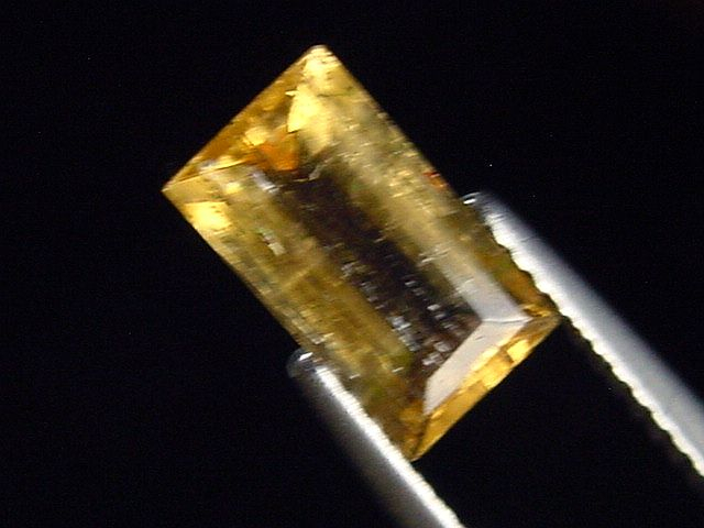 Imperialtopas / Imperial Topas 1,83 Ct. Baguette 9 x 5 mm Brasilien