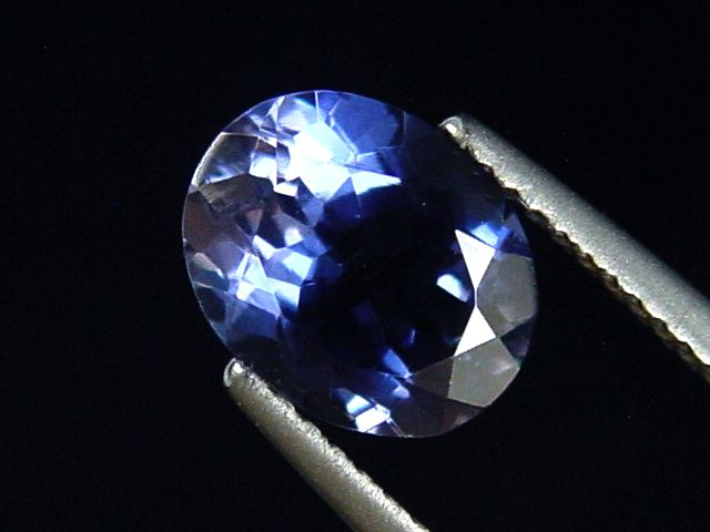 Iolith / Cordierit 1,92 Ct. Spitzenfarbe Oval 9 x 7 mm Indien