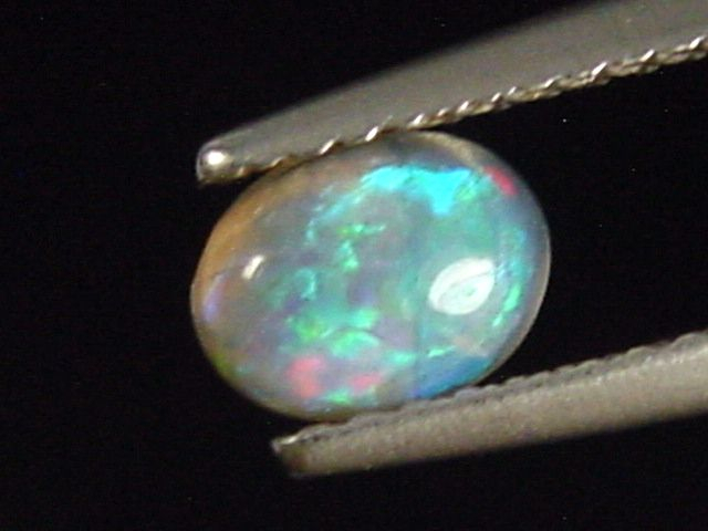 Opal 0,38 Ct. oval cabochon - Australia