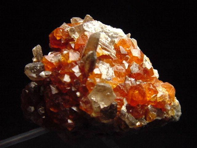 Spessartit Granat Stufe 29 mm - China