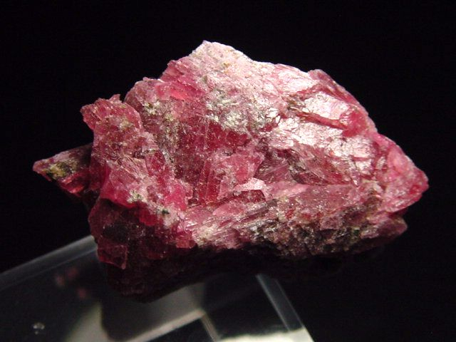 Rhodonit Stufe 37 mm kirschrot - Brasilien
