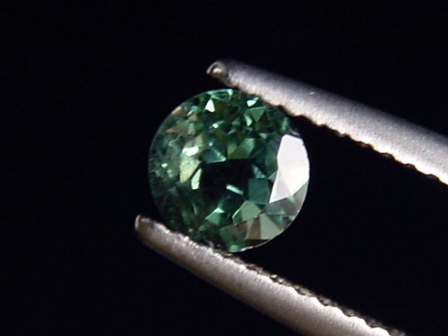 Indigolith / blauer Turmalin 0,78 Ct. Rund 5 mm Brasilien