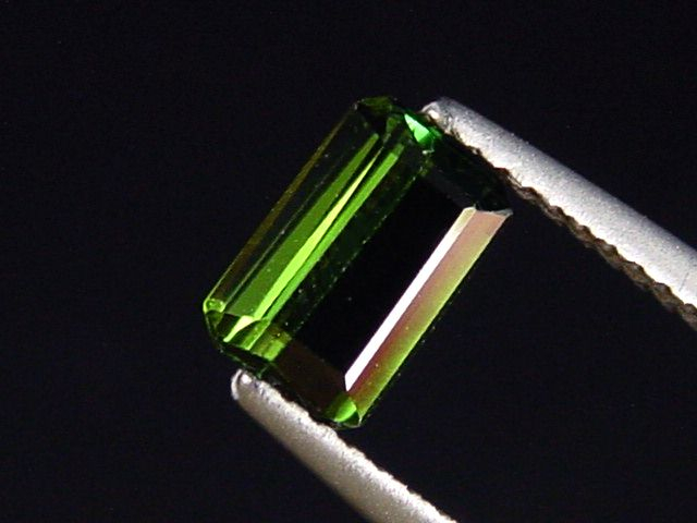 Verdelith / grüner Turmalin 0,80 Ct. Oktagon 7 x 4,5 mm Brasilien