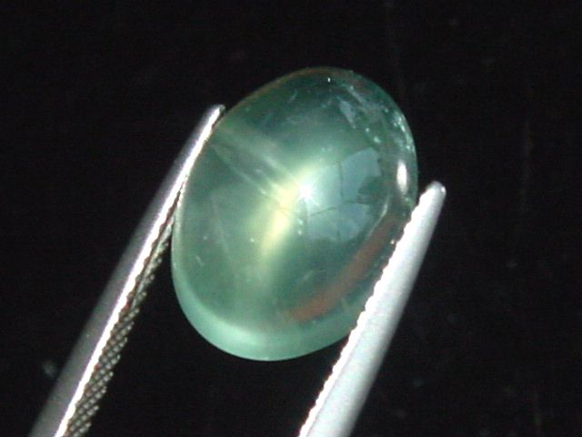Prehnit Katzenauge 7,01 Ct. selten Cabochon - Northern Territory, Australien