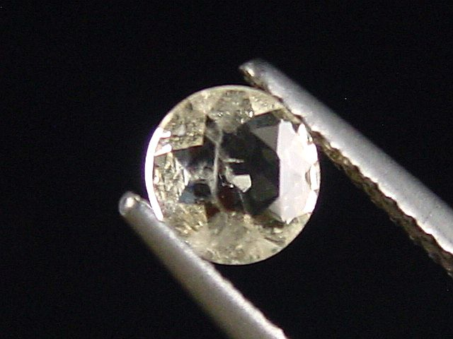 Topaz 0,55 Ct. faceted - Schneckenstein, Saxony, Germany
