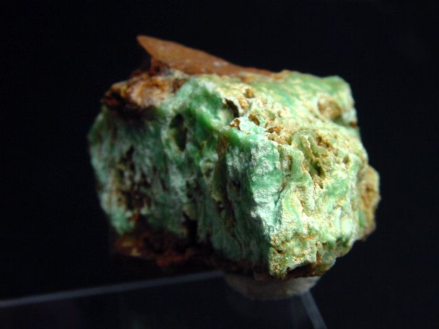 Chrysoprase specimen 52 mm fine color - Kivuma, Tanzania