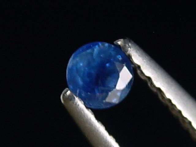 Blauer Saphir 0,20 Ct. Rund 3 mm Sri Lanka