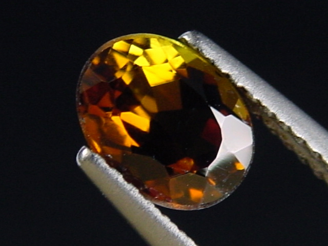 Dravit / brauner Turmalin 1,30 Ct. Oval 7,5 x 5,5 mm Brasilien