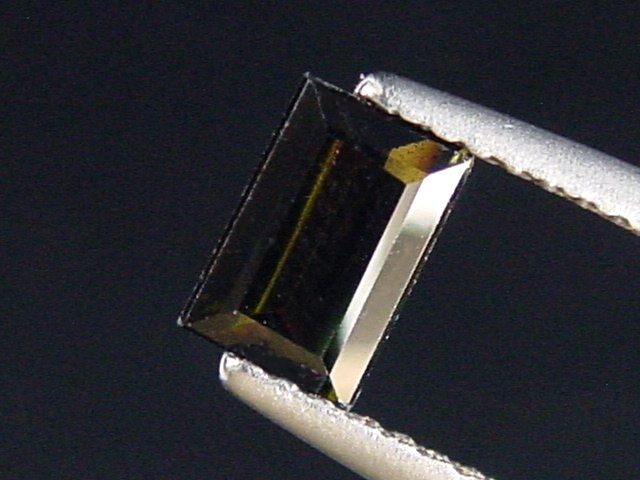 Dravit / brauner Turmalin 0,68 Ct. Baguette 6 x 4 mm Brasilien