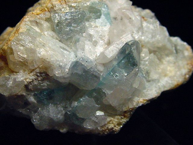 Euclase crystal specimen 45 mm blue rare - Manuelzinho Equador, Brazil