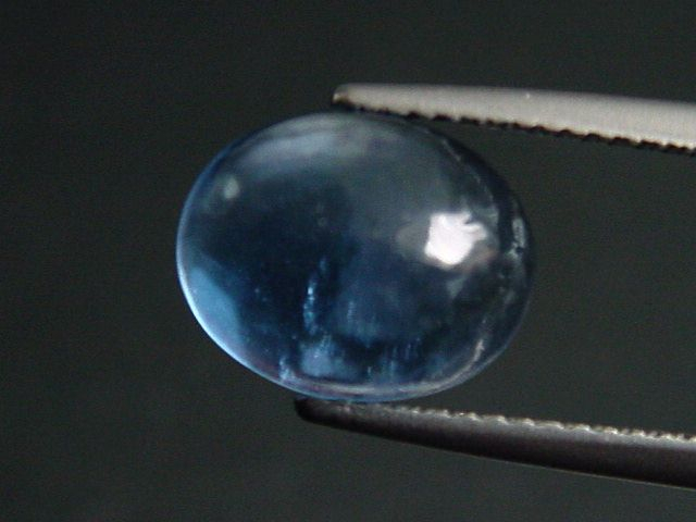 Fluorit 4,73 Ct. intensives Blaugrün Cabochon - Erongo, Namibia