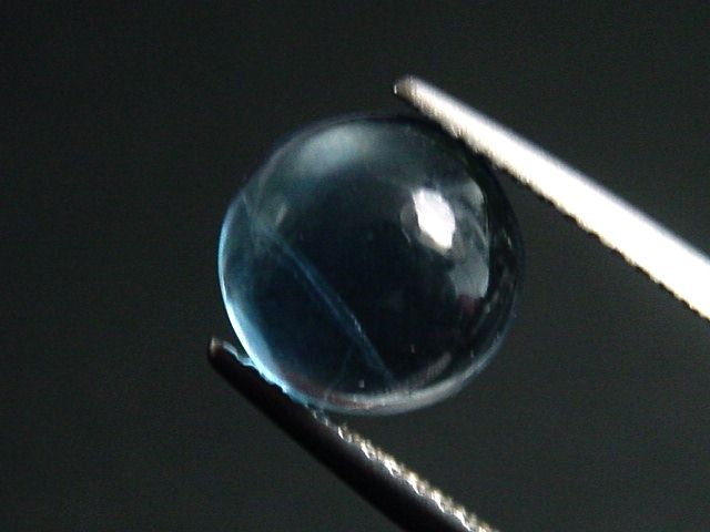 Fluorit 3,41 Ct. intensives Blaugrün Cabochon - Erongo, Namibia
