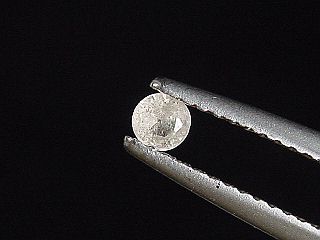 Willemite 0,18 Ct. 3 mm round faceted - Franklin, NJ, USA